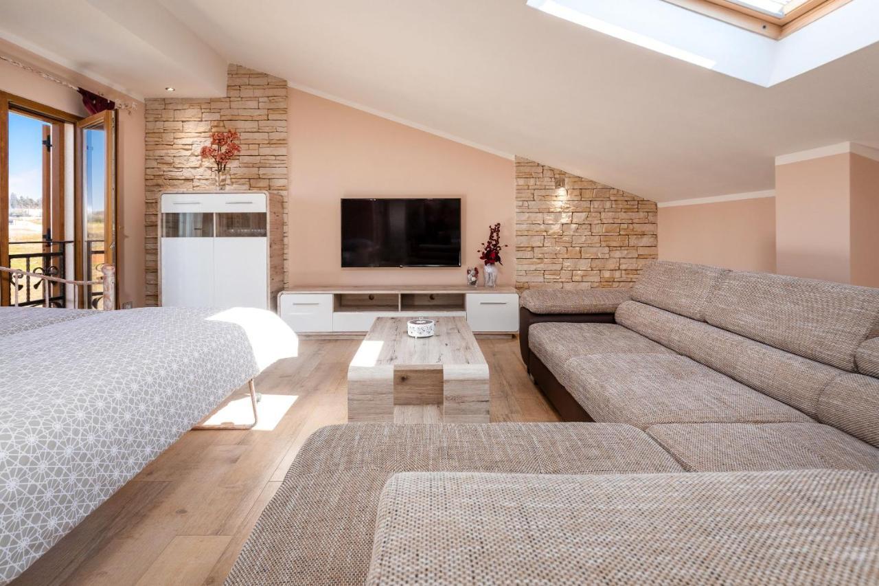 Oliva & Hedera Viridi Apartmán Kaštelir